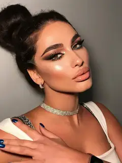 Adel escort in Paris