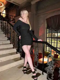 Aida escort in Paris