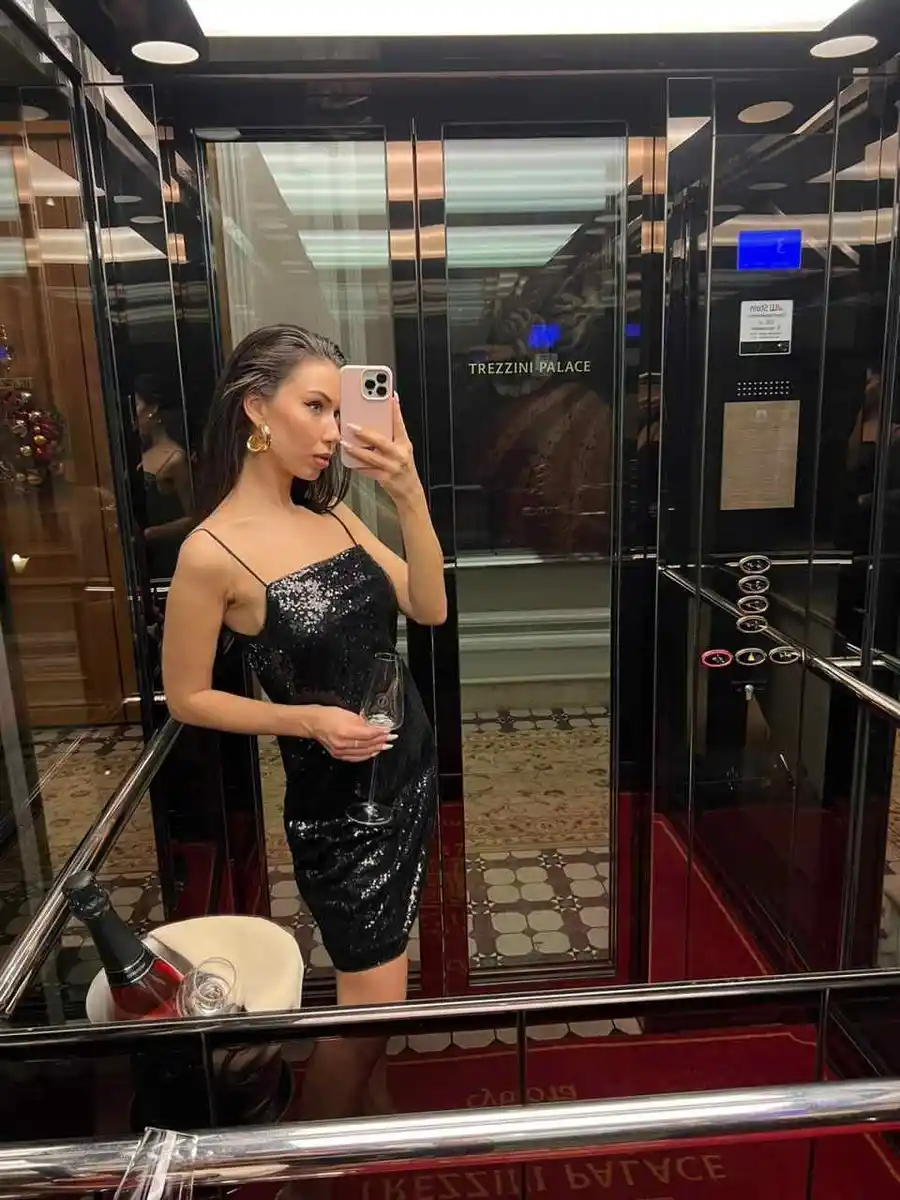 Anastasia escort in Paris