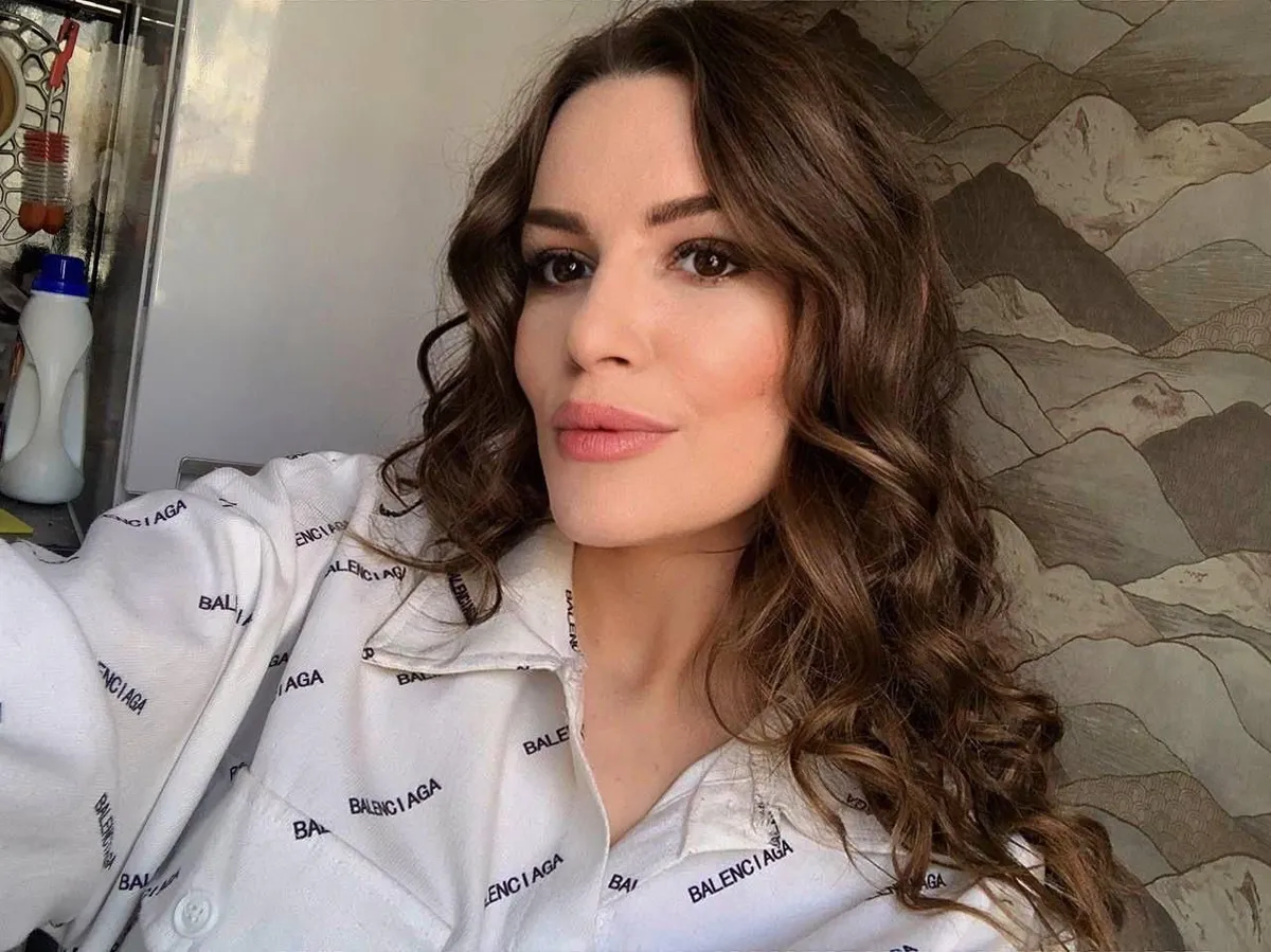 Angelina escort in Paris