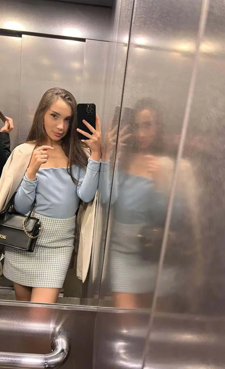 Angelina escort in Paris
