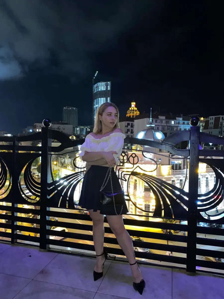 Anya escort in Paris