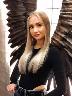 Anya escort in Paris