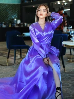 Asty escort in Paris