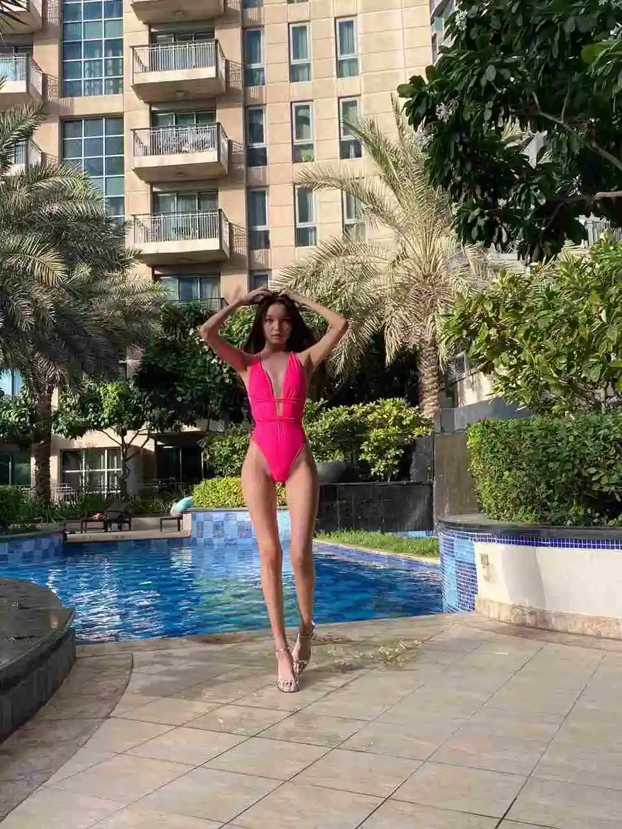 Aurika escort in Paris