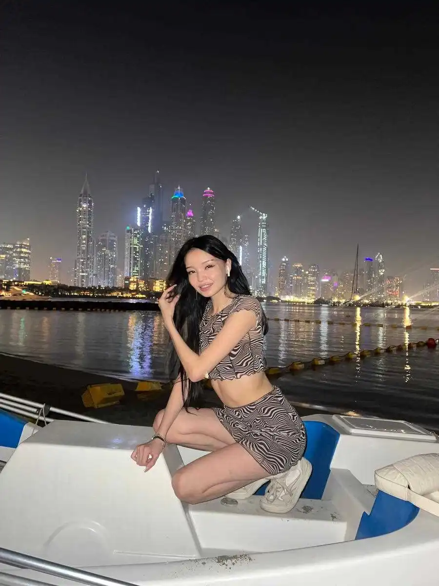 Aurika escort in Paris