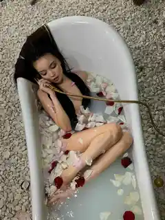 Aurika escort in Paris