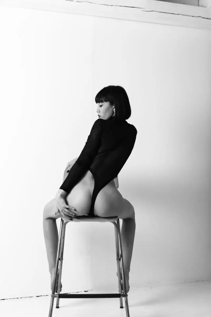 Bagira escort in Paris