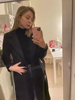 Berta escort in Paris