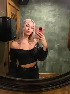 Carolina escort in Paris