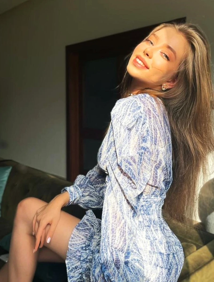 Daria escort in Paris