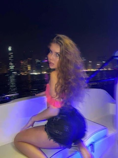 Erika escort in Paris