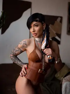 Gina  escort in Paris