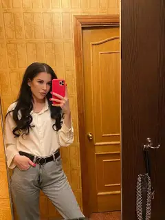 Ilona escort in Paris
