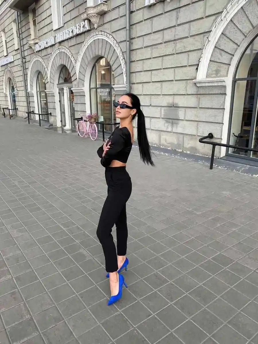 Inessa escort in Paris