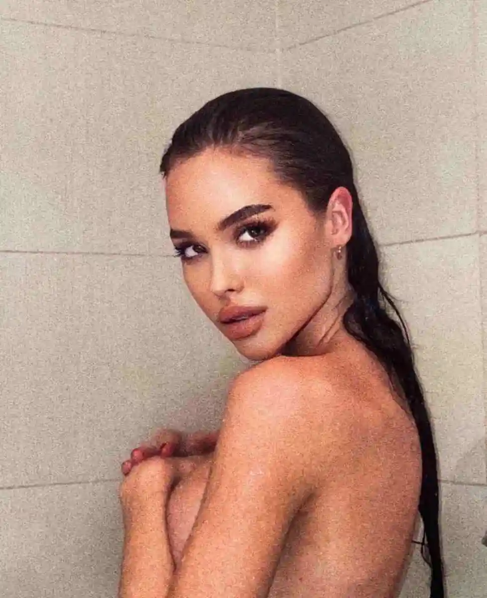 Lana  escort in Paris