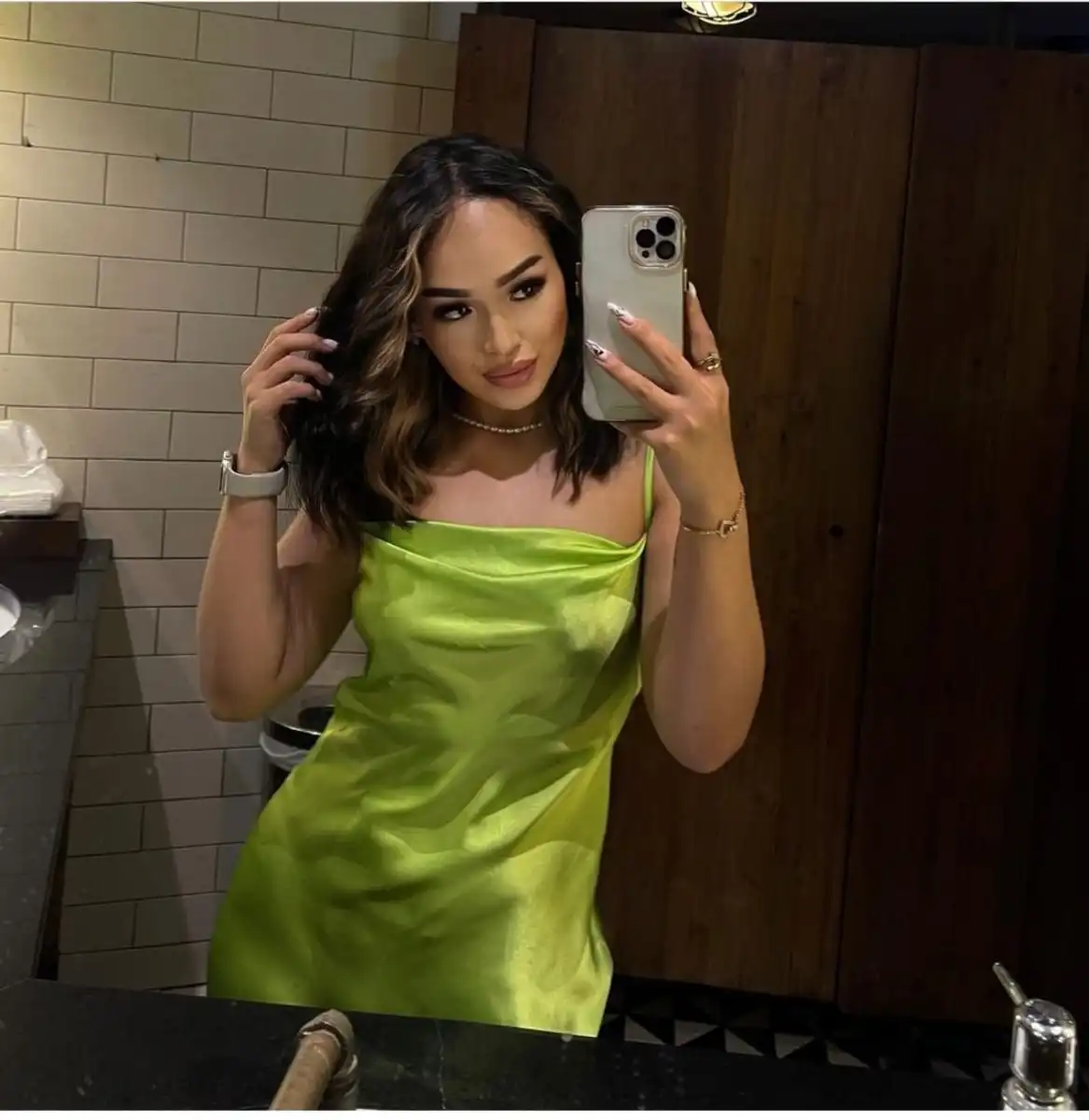Lilia escort in Paris