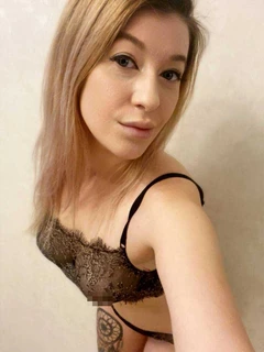 Lissa escort in Paris