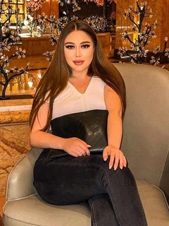  Liya escort in Paris