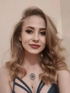 Liza escort in Paris