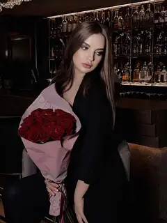 Malika escort in Paris