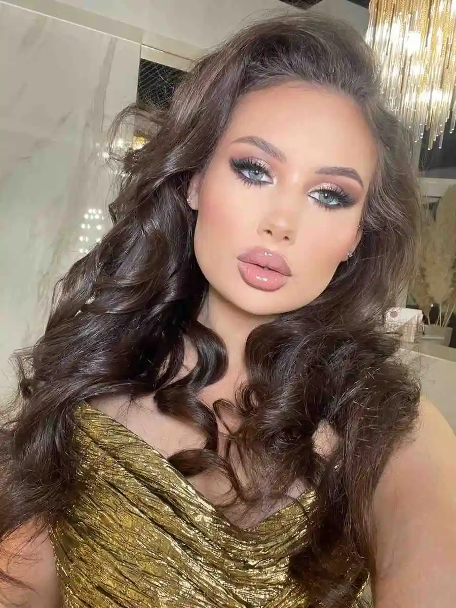 Milena escort in Paris