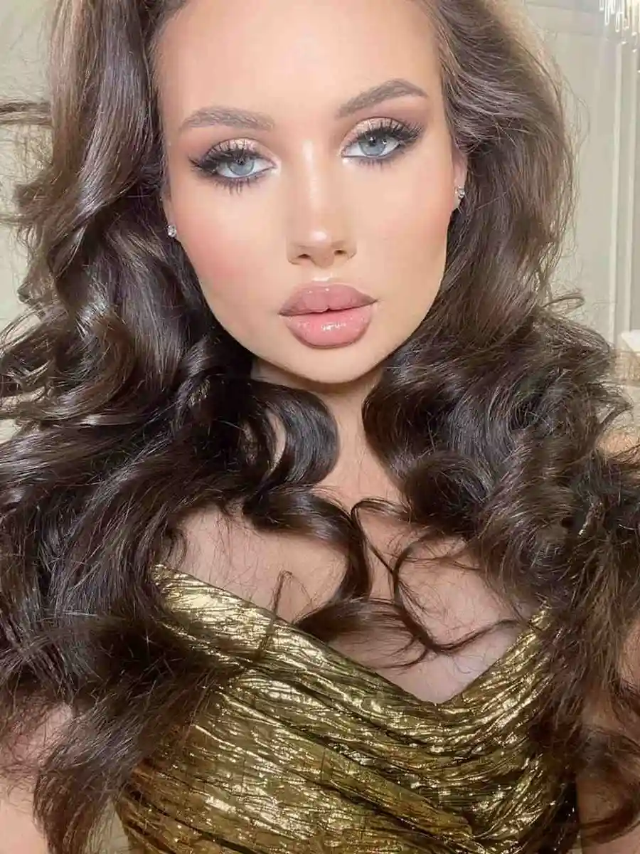 Milena escort in Paris