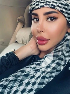 Nina escort in Paris