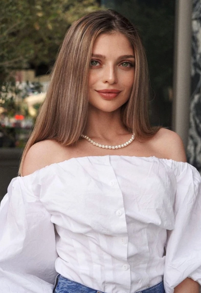 Radoslavа escort in Paris
