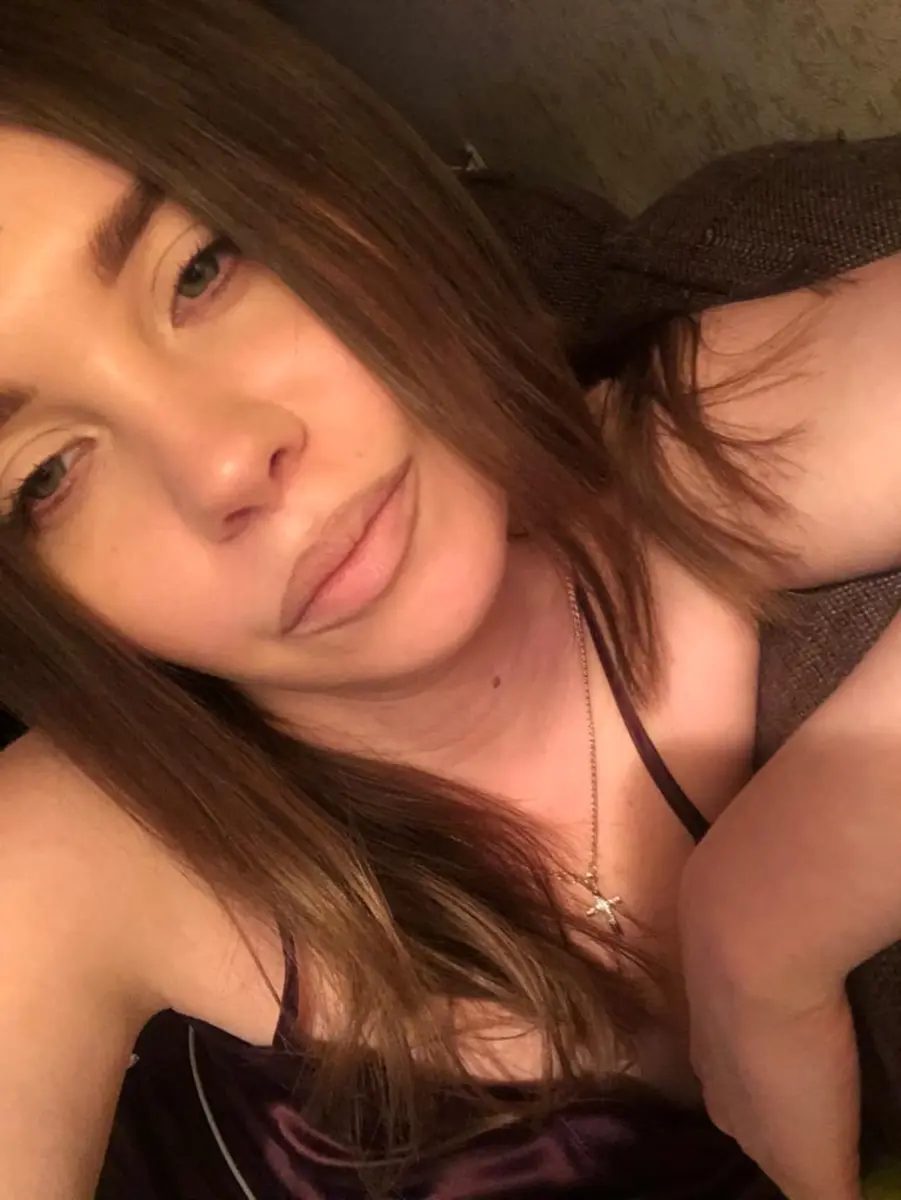 Rina escort in Paris