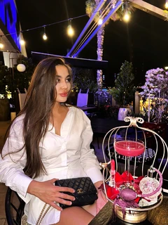 Samira escort in Paris