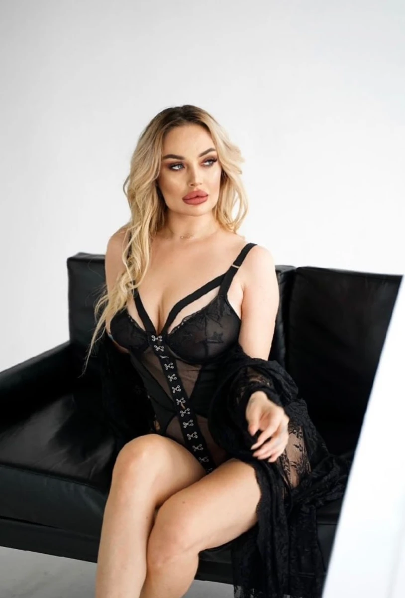 Sasha escort in Paris