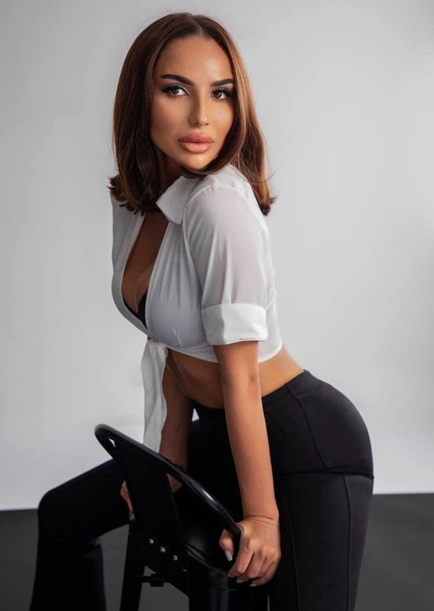 Tayra escort in Paris