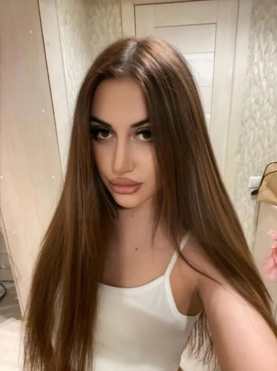 Ulyana escort in Paris