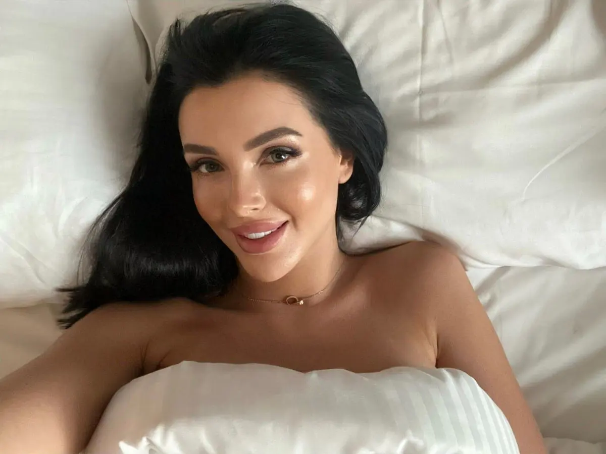 Vitalina escort in Paris
