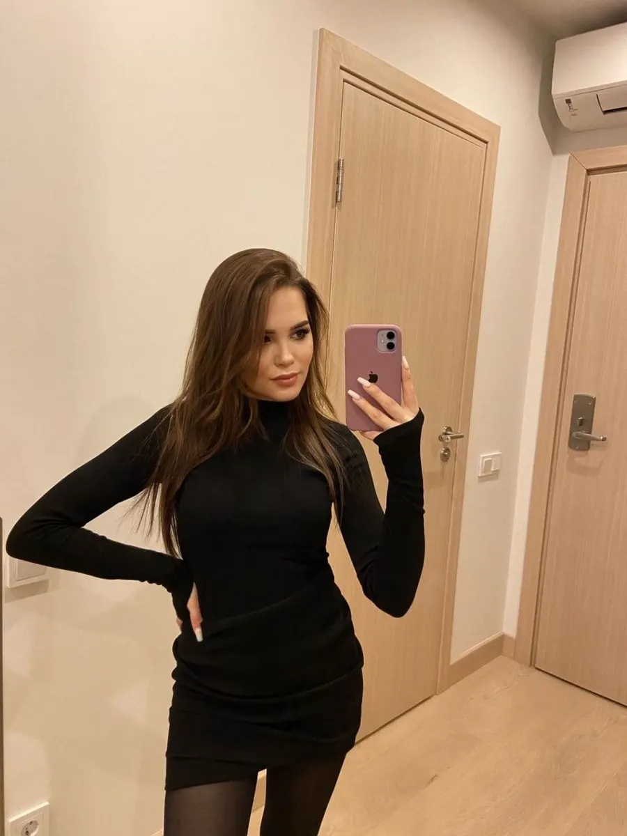 Vladlena escort in Paris
