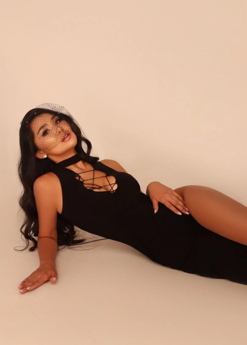 Zhanna escort in Paris